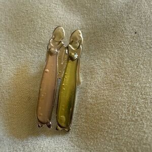 Elegant Silver and Gold-Toned Brooch sisters
